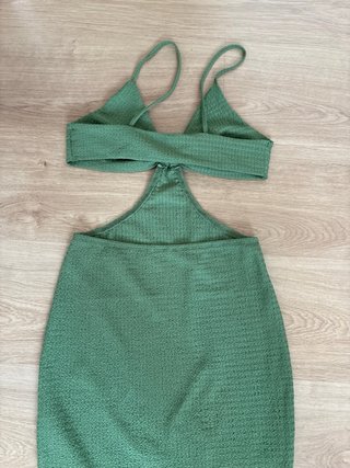 Vestido verde Shein con lazo
