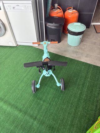 Triciclo evolutivo para bebé color menta