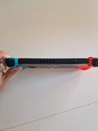 Nintendo Switch Rojo y Azul