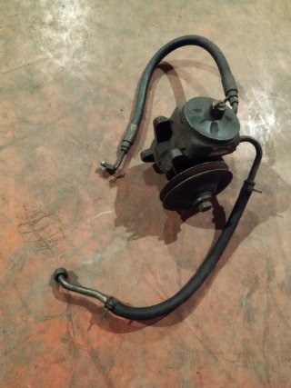 Bomba de dirección hidráulica mercedes w123