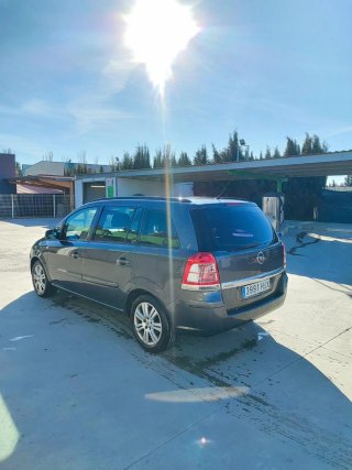 Opel Zafira 2012
