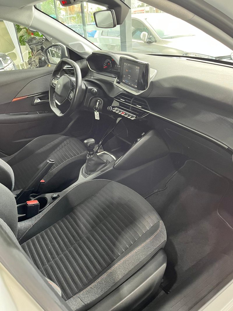Peugeot 208 2021, foto 9