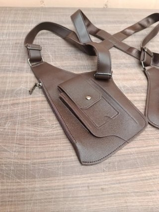 Chaleco Portaobjetos Estilo Holster Marrón