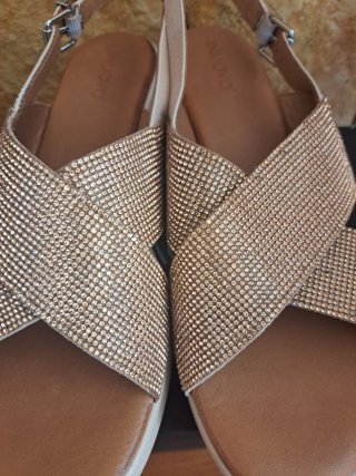 Sandalias Inuovo N41 sin estrenar