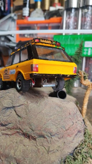 Range Rover 3d Raid Slot preparado