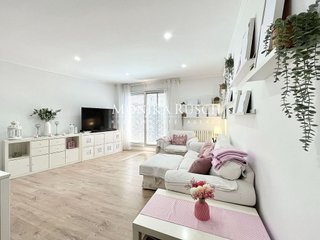Piso en venta en Can Roca-Muntanyeta en Castelldefels