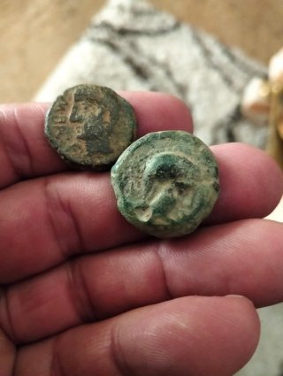Lote 2 Monedas Antiguas Bronce