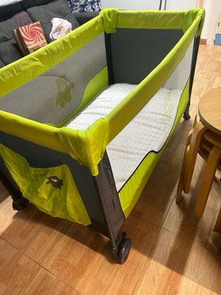 Cuna de viaje plegable portátil