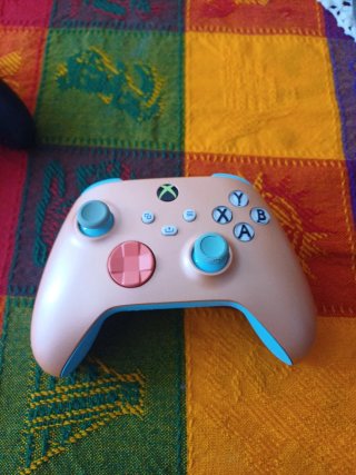 Xbox Series S 512GB + 2 Mandos