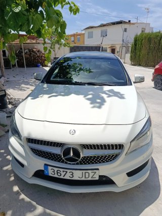 Mercedes-Benz cla 200 2015