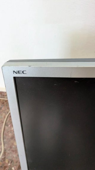 Pantalla NEC LCD 17 pulgadas
