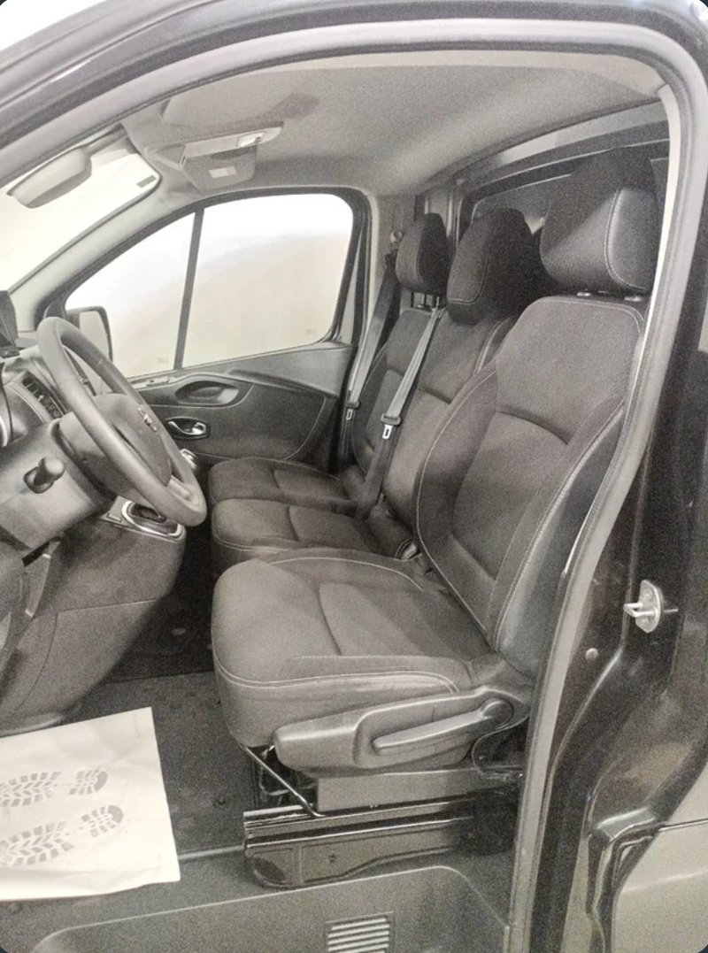 Nissan NV300 2019, foto 6