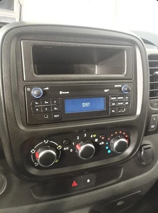 Nissan NV300 2019 2.0 120cv
