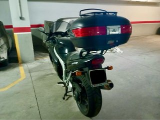 Triumph Sprint ST 955i - 27.000 km