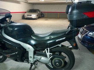 Triumph Sprint ST 955i - 27.000 km