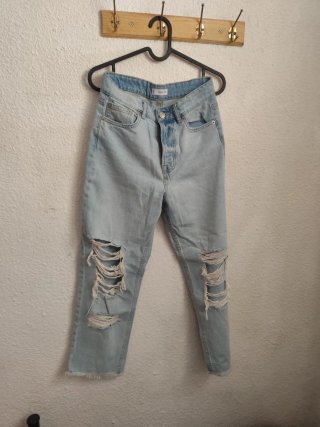 Pantalón vaquero Mango Talla M Roto