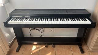 Piano digital Yamaha Clavinova CLP-300