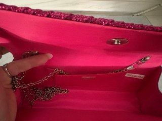 Bolso de fiesta rosa brillante