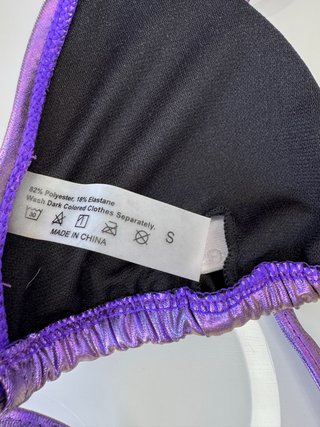Costume viola - pezzo sopra