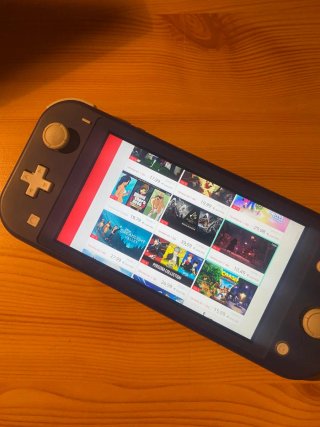 Consola portátil Nintendo Switch Lite en color azu