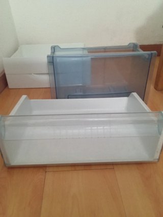 Vendo cajones de nevera y congelador nevera Bosch