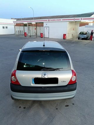 Renault Clio 2003
