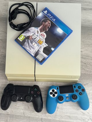 PS4 Slim 500 GB Beige + FIFA 18