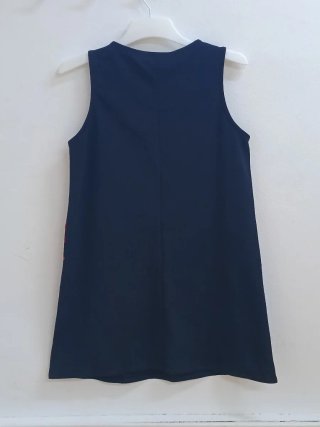 Sfera Vestido negro bordado floral
