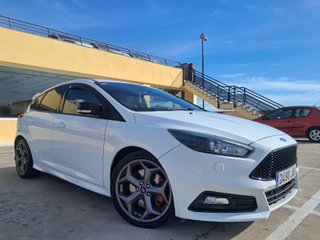 Ford Focus ST 2.0 Tdci 185cv