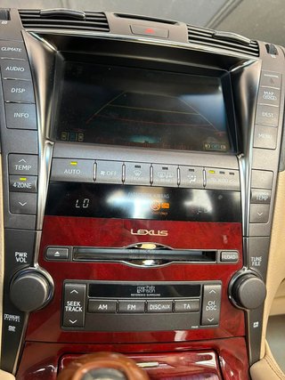 Lexus LS 600h Corto Ambassador