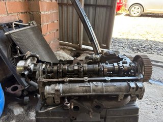 Culata de motor renault k9k 1.5 dci