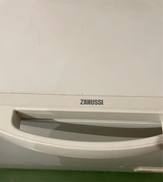 Arcón Congelador Zanussi ZFC627WAP 260L