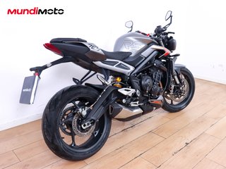 TRIUMPH STREET TRIPLE 765 RS