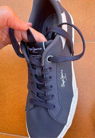 Zapatillas azul marino y blanco Pepe Jeans.Nuevo