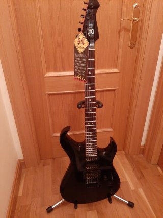Guitarra Eléctrica AXL Mayhem nueva sin estrenar.