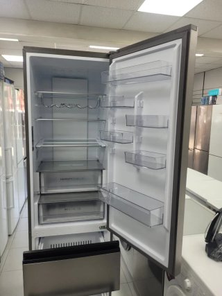 ☆NEVERA MARCA HAIER COMBI NOFROST☆