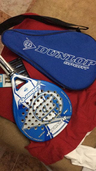 Pala de pádel Dunlop + funda