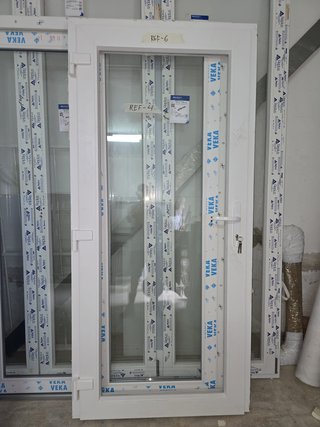 Puerta PVC REF. 6