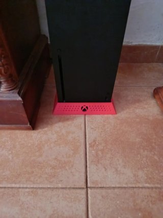 Xbox Series X con diseño Venom