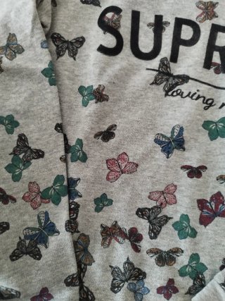 Sudadera mariposas