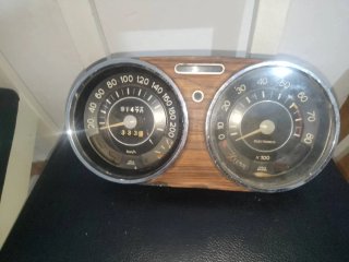 Marcador Seat 124 / 1430 200 km/h