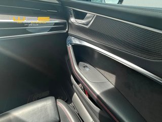 Audi A6 RS 6 Avant TFSI quattro