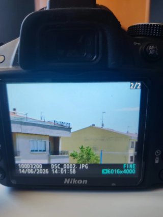 Cámara Nikon D3200 como nueva 2 objetivos