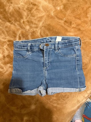 Shorts 4