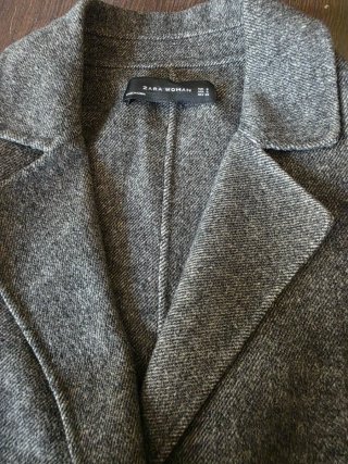 Abrigo ligero gris Zara