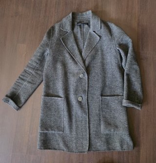 Abrigo ligero gris Zara