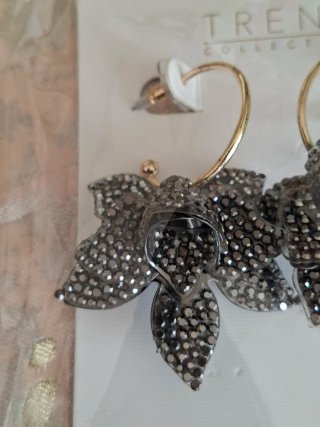 Parfois Aros Maxi Flor Cristales Dorados Negros
