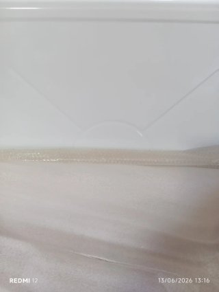 Mesa alta cuadrada blanca metal