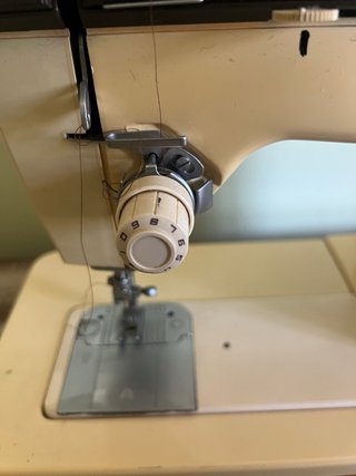 Máquina de coser Singer 7184 eléctrica