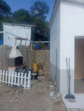 Alquiler habitación grande ,mini casa
